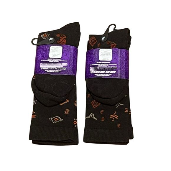 Wrangler Black and Brown Southwest Style Women’s Socks - Picture 2 of 8